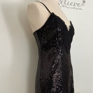 Black Sequence Lace Body-con Lined Mini Dress
